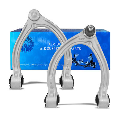 Um conjunto completo de braços de controle para Mercedes W221 2213500706 2213500806